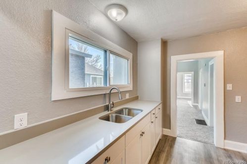 255 4th Ave, Denver CO  80203-4007 exterior