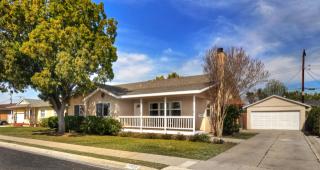 17881 Norwood Park Pl, Tustin, CA 92780-2118