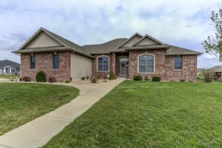 308 Windycrest Dr, Chatham IL  62629-2206 exterior