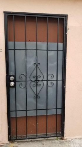 1811 Gramercy Ave, Anaheim CA  92801-4500 exterior