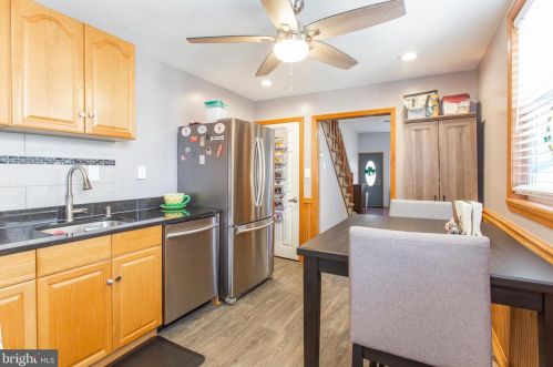 808 Belgrade St, Philadelphia PA 19125-3513 exterior