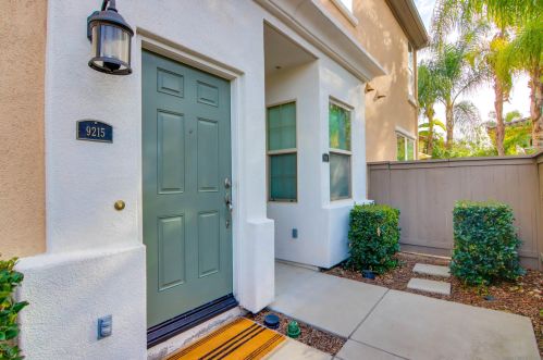 9215 Calmante Ln, San Diego, CA 92108-6747