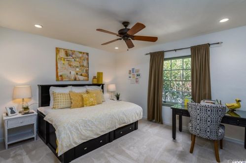 1932 Montecito Dr, Glendale CA  91208-1822 exterior