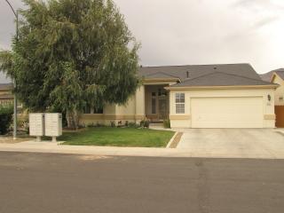 415 Crosswinds Dr, Dayton, NV 89403-7343