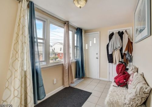 61 Howard St, Paterson, NJ 07501-2657