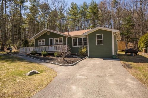 79 Evergreen Rd, Glocester, RI 02814-2015