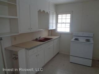 1720 Delaware Ave, Roswell NM  88201-3226 exterior
