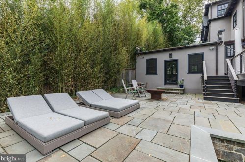 29 Cleveland Ln, Princeton NJ  08540-3049 exterior