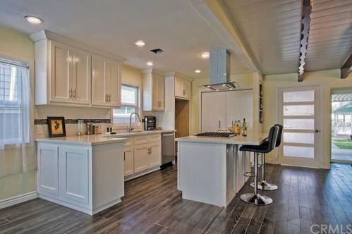 820 4th St, Montebello, CA 90640-5910