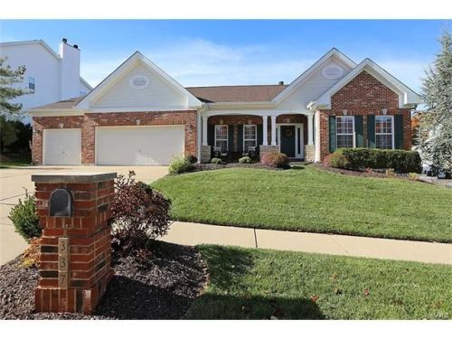 337 Avalon Chase Dr, Fenton, MO 63026-7803