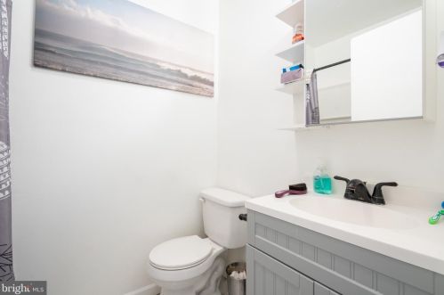 862 42 St, Philadelphia PA 19104-4442 exterior