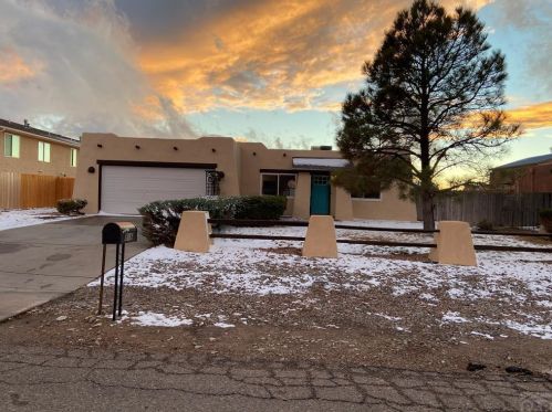 816 Clarion Dr, Pueblo CO  81007-3544 exterior
