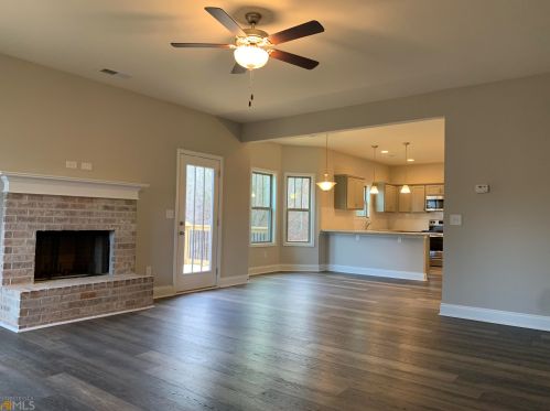 1801 River Shoals Dr, Conyers GA  30012-6633 exterior