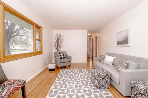 1225 Belmont Ln, Saint Paul MN  55109-3406 exterior