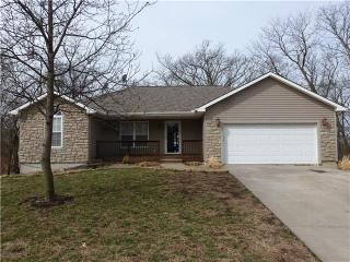 6204 Walnut Cv, Trimble, MO 64492-8123