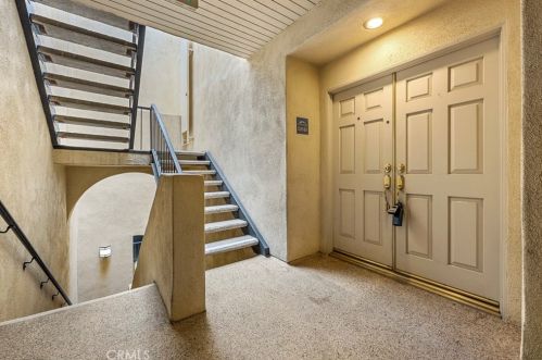 13545 Murphy Hill Dr, Whittier, CA 90601-4681