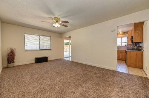9212 Castlemont Cir, Citrus Heights, CA 95662-5318