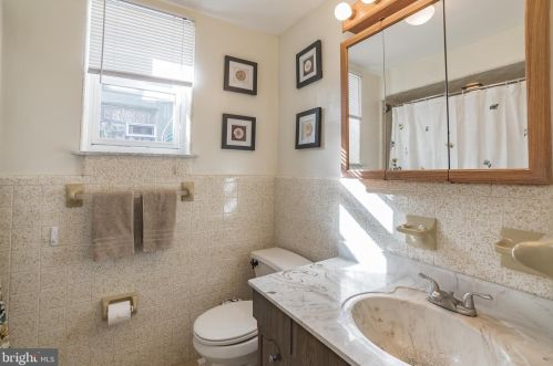 2341 10th St, Philadelphia PA 19133-1512 exterior