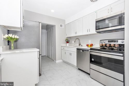 8107 Lockney Ave, Silver Spring MD 20912-7304 exterior