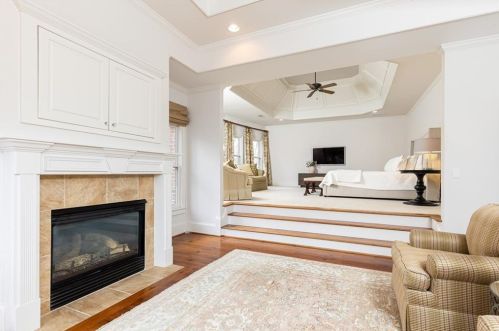 700 Glengate Pl, Atlanta GA  30328-7257 exterior