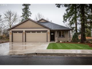 509 Depot St, Interlachen, OR 97024