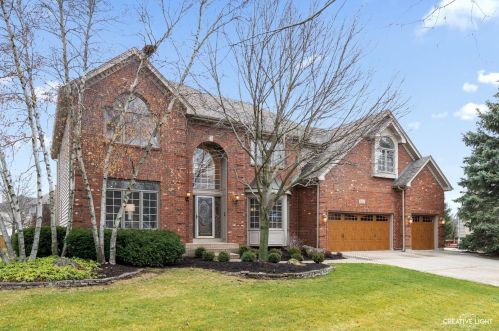 4112 Emporia Ct, Naperville, IL 60564-7129