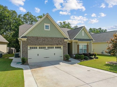 4549 Sweetwater Dr, Gainesville, GA 30504-9272