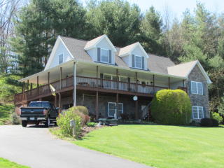 2701 Draper Ridge Rd, Draper, VA 24324-2016