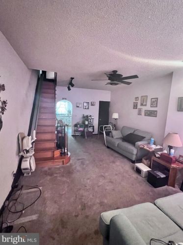 2537 Juniper St, Philadelphia, PA 19148-4321