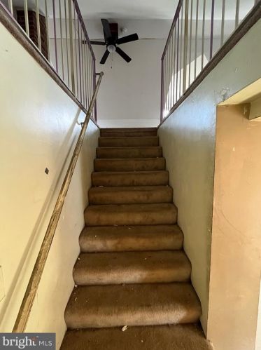 1321 Spg Rd, Carlisle PA  17013-1557 exterior