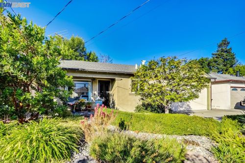 24047 Edloe Dr, Hayward, CA 94541-7533