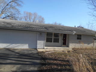 1526 Valencia Dr, Rockford, IL 61108-6811