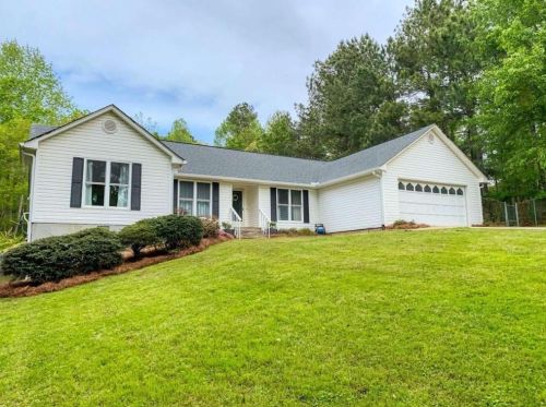 4706 Reed Rd, Gainesville, GA 30507-8778
