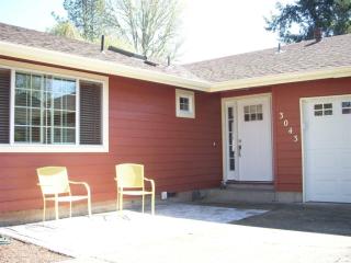 3043 Greenbriar Pl, Corvallis, OR 97330-3428