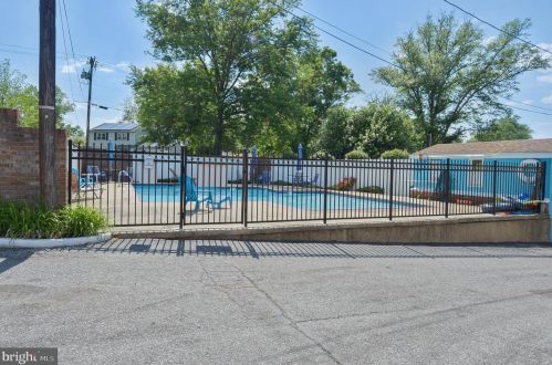 201 Cuthbert Blvd, Camden NJ  08107-1057 exterior