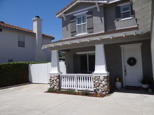 1108 Brighton Dr, Oceanside, CA 92056-6458