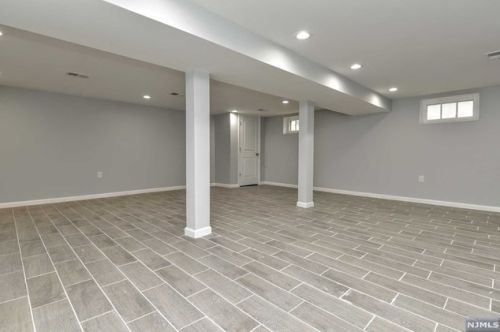 515 Anderson Ave, Wood-Ridge NJ  07075-2309 exterior