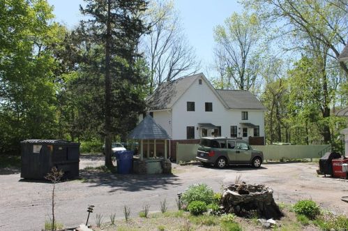 64 School St, Coventry, CT 06238-3132