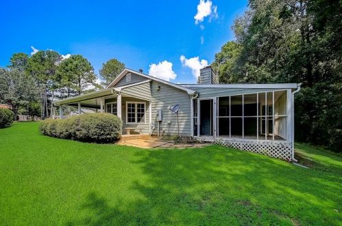 2205 Bear Mountain Dr, Conyers GA  30013-5724 exterior