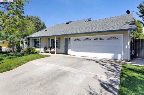 639 Hagemann Dr, Livermore, CA 94551-6019