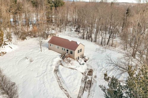 20 Meaderboro Rd, New Durham, NH 03855-2439