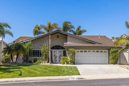711 Calle Vallarta, San Clemente, CA 92673-3074
