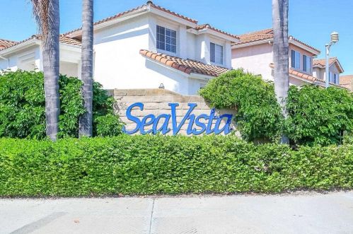 1894 Timber Trl, Vista CA 92081-7326 exterior