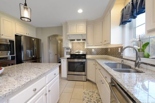 92 Brandywine Pl, Southington CT  06489-4365 exterior