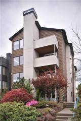 1615 43rd Ave, Seattle, WA 98112-3221