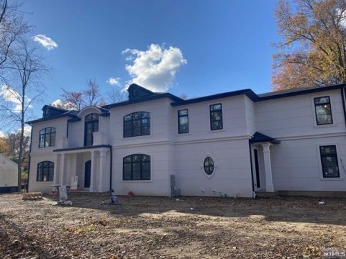 57 Belmar St, Demarest, NJ 07627-1503
