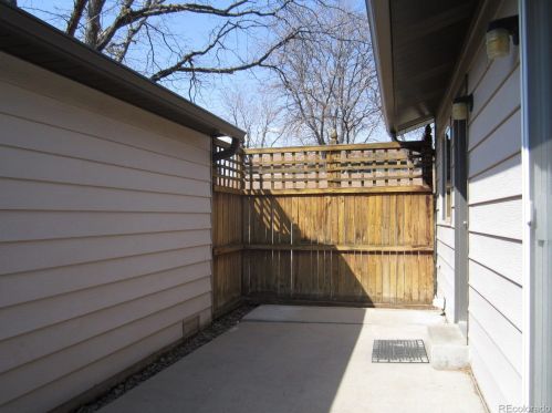 3561 Kittredge St, Denver CO  80013-2696 exterior
