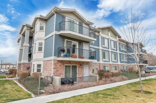 116 Resaca Dr, Sandy, UT 84070-2076