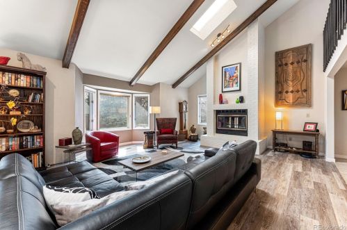 985 Florence St, Denver, CO 80010-3909