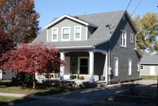 414 Elles Ave, Carterville, IL 62918-1517